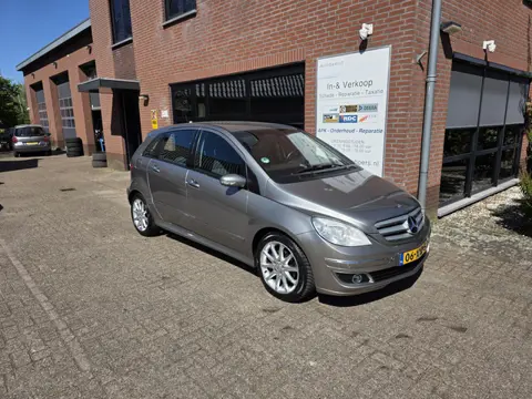 Mercedes-Benz B-klasse, Automaat , trekhaak 200 Benzine
