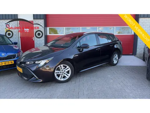 Toyota Corolla Touring Sports 1.8 Hybrid Business CAMERA / FULL LED / CARPLAY / CLIMA / ACC / DAB+ /