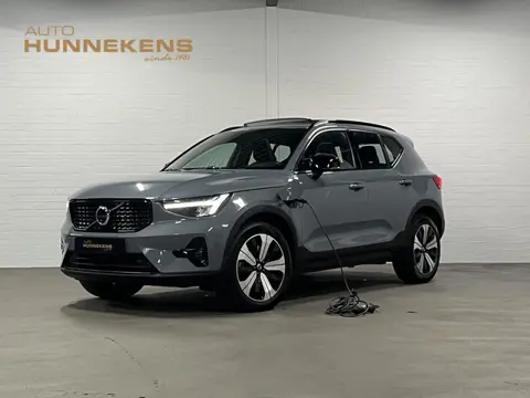 Volvo XC40 1.5 T5 Plug-in hybrid Ultimate Dark Trekhaak | Open dak | Adapt. cruise | Stuur-/stoelver