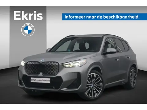 BMW iX1 eDrive20 M Sportpakket 20'' / Harman Kardon / Panoramadak / Comfort Acces / Trekhaak