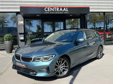 BMW 3-serie Touring 330i High Exe Pano|Leder|Harman&Kardon|Memory|Carplay|Keyless|Camera