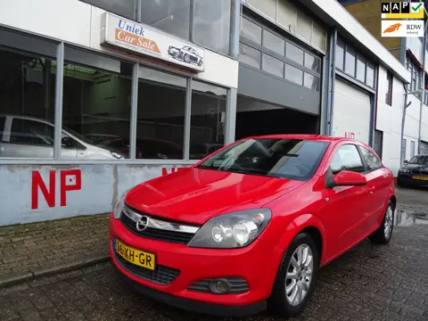 Opel Astra GTC 1.6 Temptation