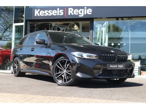 BMW 3 Serie Touring 330e M Sport Pano HuD Memory Laser ACC Bliss Keyless Camera Ambient Hifi