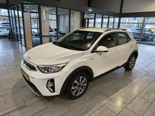 Kia Stonic 1.0 T-GDi MHEV 100 pk ComfortLine | Navi | Clima | Cruise | Camera | Apple Carplay | 16" 