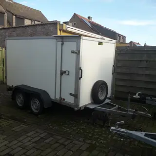 gesloten aanhangwagen 750 kg