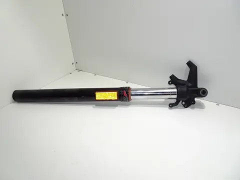 VOORPOOT LINKS COMPLEET KTM 390 Duke 2017 - 2020