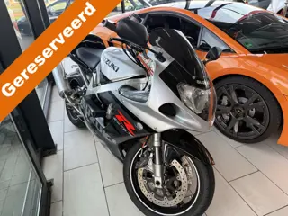 Suzuki BWJ 2003 | GSX R 750 142 PK| Achterband z.g.a.n. 2023 | NW. ACCU | Fijne motor, rijdt en scha
