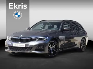BMW 3-serie Touring 330e | High Executive | M Sportpakket | Laserlight | Getint Glas | Verwarmbare V