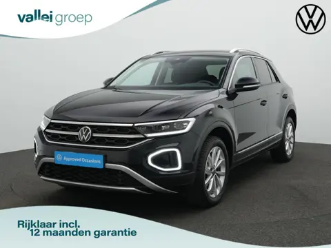 Volkswagen T-Roc 1.5 TSI 150 pk DSG Style | Trekhaak | Stuur-/stoelverwarming | Adaptive Cruise | Na