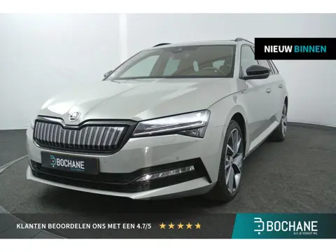 Skoda Superb Combi 1.4 TSI iV Sportline Business | Panoramadak | Trekhaak | Leder/Alcantara |