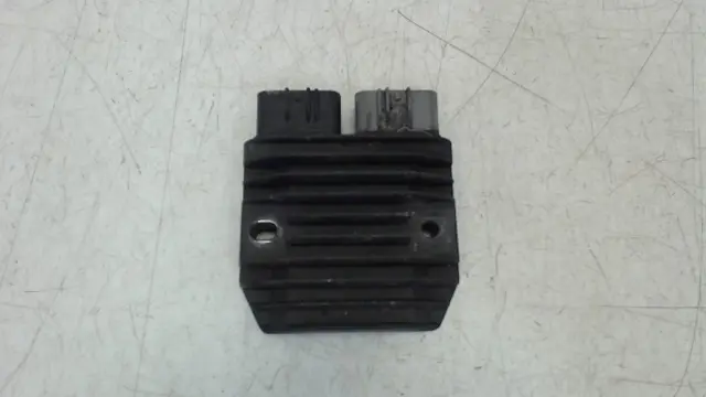 SPANNINGSREGELAAR Yamaha FJR 1300 2003 - 2005