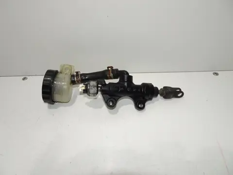 REMPOMP ACHTER Triumph Sprint RS 1999 - 2003