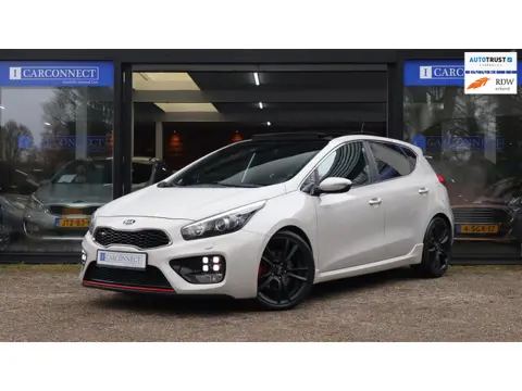 Kia Cee'd 1.6 GT 204pk|Pano|Cruise|Clima|Keyless|Camera|Navi|Vol!