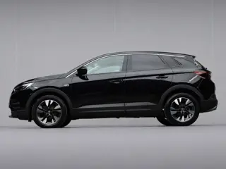 Opel Grandland X 1.2 Turbo Innovation Sport (APPLE CARPLAY,NAVI,CAMERA,CLIMATE,CRUISE,GETINT,LED,SPO