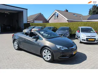 Opel CASCADA 1.4 Turbo ecoFLEX Cosmo stuur en stoel verw