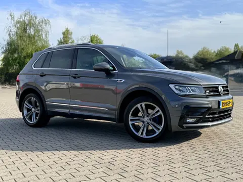 Volkswagen Tiguan 1.4 TSI ACT Highline R-Line Automaat
