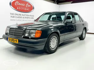 MERCEDES-BENZ E-KLASSE 300E   - ONLINE AUCTION