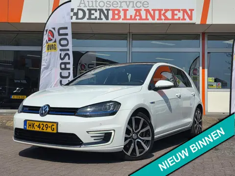 Volkswagen Golf 1.4 TSI GTE BJ.12-2015 / Panodak / Navi / Clima / Led Koplampen / 18"Lmv / Trekhaak 