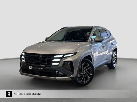 Hyundai Tucson 1.6 T-GDI HEV Premium Sky | Pano | Ventilatie | 360 | Sfeerverlichting | Elektr. stoe
