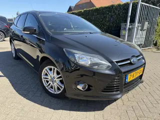 Ford FOCUS Wagon 1.6 TDCI ECOnetic Lease Titanium LEDER/CLIMA/NAVI