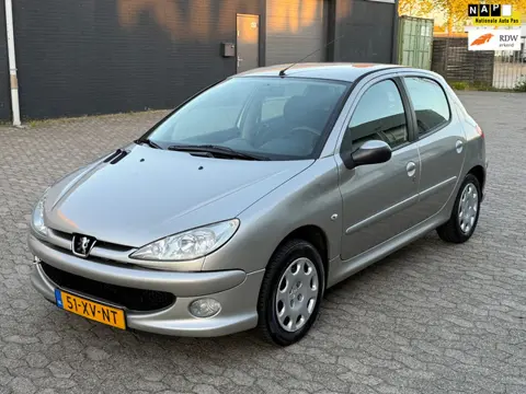 Peugeot 206 1.4 Forever|APK|NAP|
