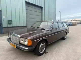 Mercedes-Benz 200-280 (W123) Combi 250 diesel 5cilinder 7zits