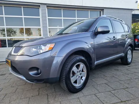 Mitsubishi Outlander 2.4 Intro Edition 2WD