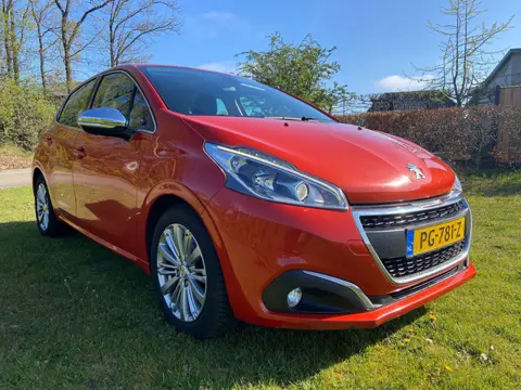 Peugeot 208 1.6 BlueHDi Blue Lease Executive, Bj`2017, Trekhaak!