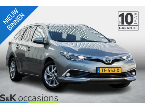 Toyota Auris Touring Sports 1.8 Hybrid Executive