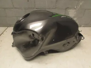 TANK Kawasaki Z 900 2020 - 2023