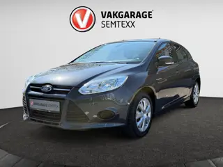 Ford Focus 1.0 EcoBoost Uniek! | Org NL | 1e Eig | Slechts 65.000km | Navi | Airco | PDC Achter | Bo