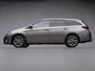 Toyota Auris Touring Sports 1.8 Hybrid Aspiration Sport (NAVI,CAMERA,CLIMATE,CRUISE,GETINT,TREKHAAK,