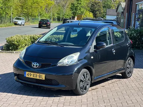Toyota Aygo 1.0-12V + automaat NAP