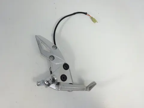RECHTER SCHETSPLAAT Suzuki GSR 750 2011 - 2016