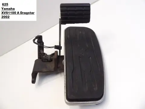 RECHTER SCHETSPLAAT Yamaha XVS 1100 Dragstar 1999 - 2007