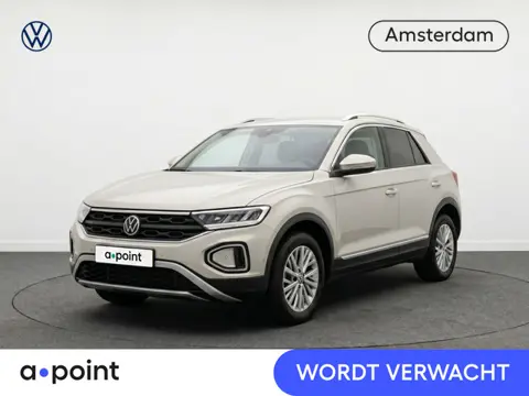 Volkswagen T-Roc 1.0 TSI Life 110pk | Navigatie | Parkeercamera | Adaptieve cruise controle | Apple 