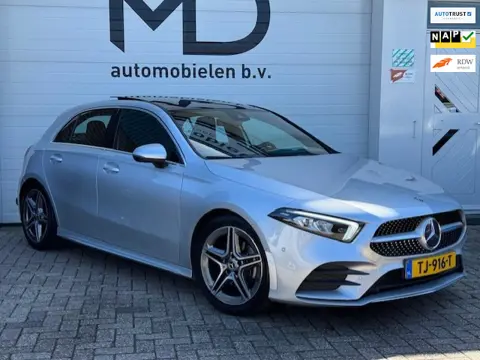 Mercedes-Benz A-klasse 200 AMG -Dealer onderhouden-Panorama
