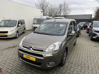 Citroën Berlingo 1.6 VTi Rolstoelauto 3+1 of 5-0 - Ruime Bodemverlaging - Knielsysteem + Lier - Luch