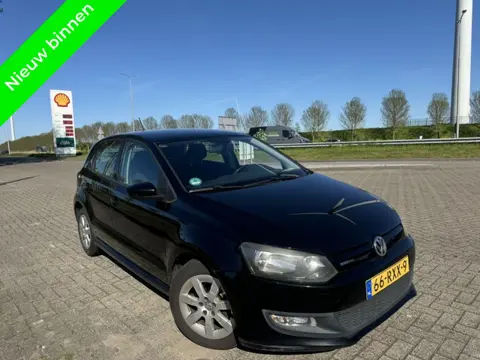 Volkswagen Polo Wij Kopen Uw Auto Graag Op! (bj 2011)