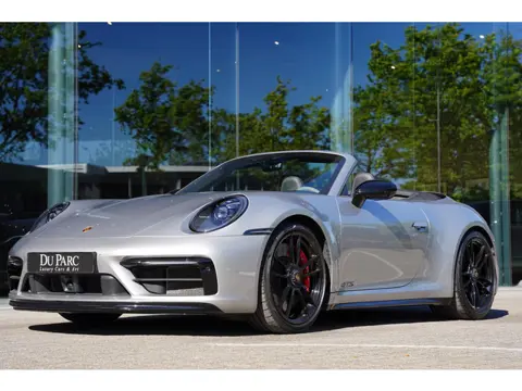 Porsche 911 992 Cabriolet 3.0 Carrera 4 GTS / NL-Auto / Sport Design / Lifting / Sportuitlaat