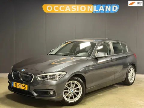 BMW 1-serie 116i Executive|PDC|LED|CRUISE|STOELV|BLUETOOTH|NAVI|16INCH|