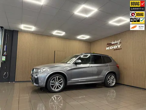 BMW X3 SDrive20i M-Sport Centennial High Executive * 1e Eig / Panoramadak / Xenon / Leder / NL Auto 