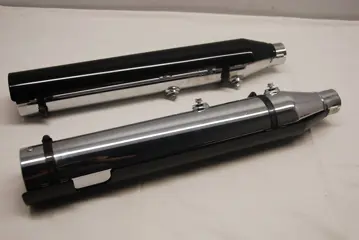 UITLAAT Harley Davidson Softtail 2000 - 2017