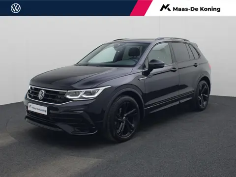 Volkswagen Tiguan 1.5TSI/150PK R-Line Black Style DSG Navigatie · Apple Carplay/Android Auto · Camer