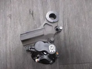 ACHTER REMKLAUW Husqvarna 901 Norden 2022 - 2023