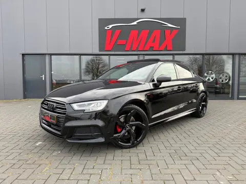 Audi A3 Limousine 1.5 TFSI 3X S-Line Pano ACC LaneAs Carplay
