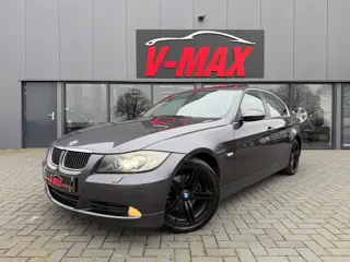 BMW 325i AUT Dynamic Executive Xenon Schuifdak Leder Memory