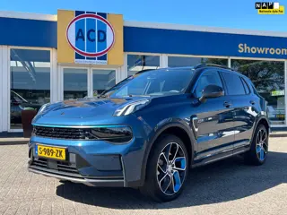 Lynk & Co 01 1.5 261pk PHEV 7DCTH | Orig.NL | Zwarte hemel | PanoramaDak | 360 graden Camera | Carpl