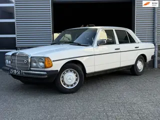Mercedes-Benz 200-280 (W123) 230 1977|Belastingvrij|Airco|Leer|