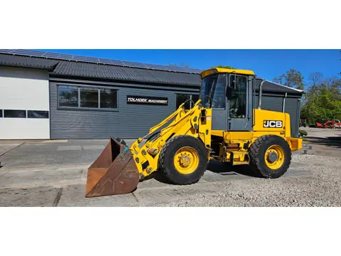 JCB 411 loader